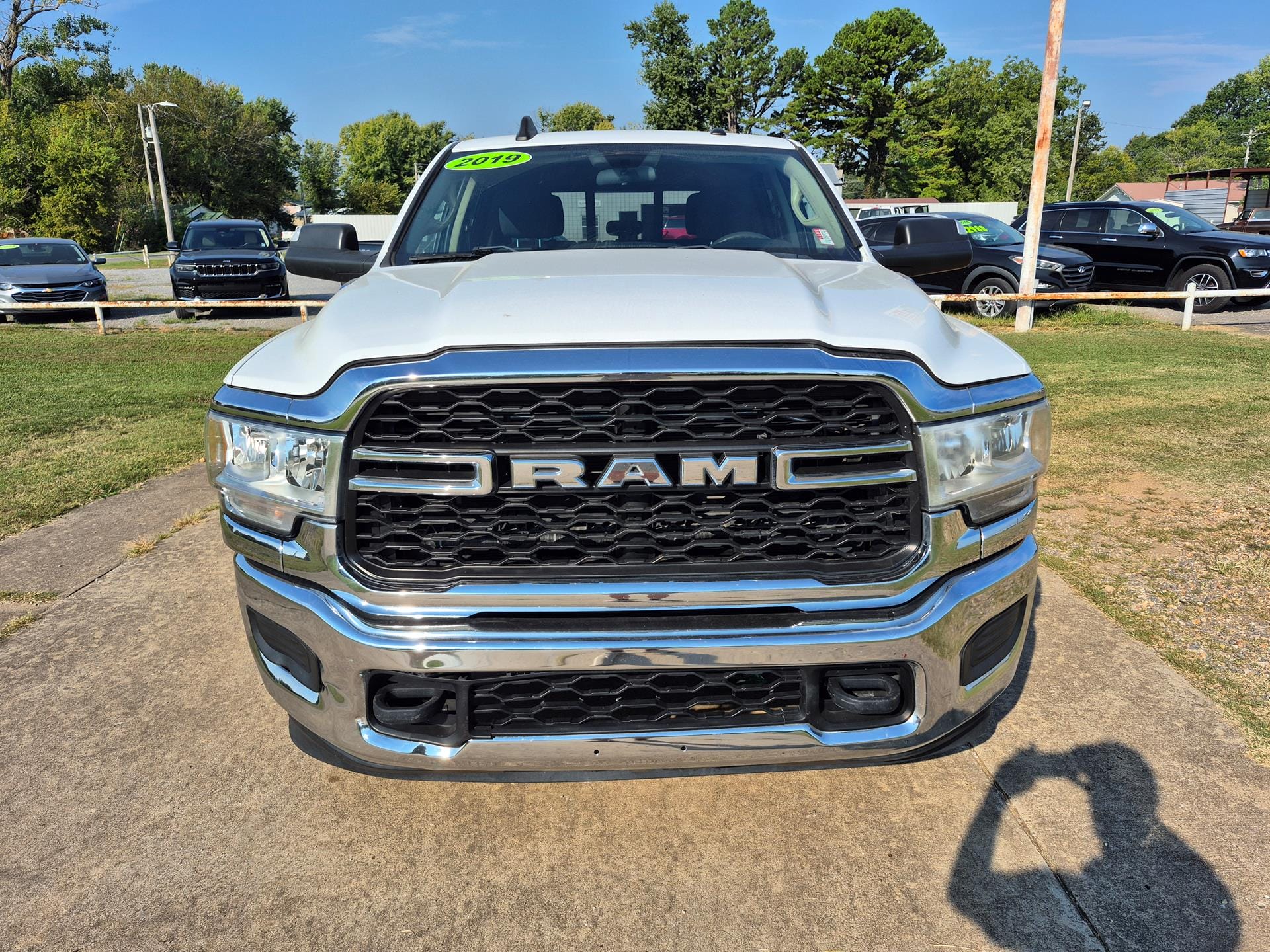 2019 Ram 2500 Tradesman photo 2