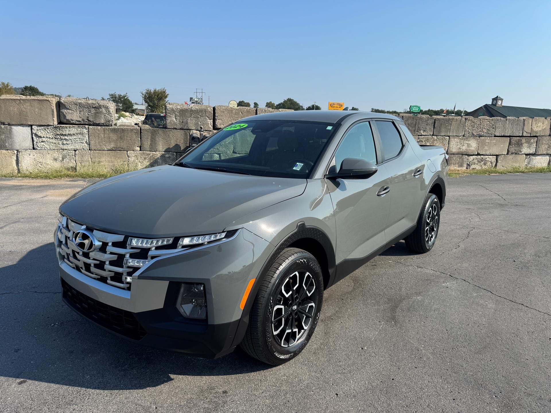 2024 Hyundai Santa Cruz SEL photo 2