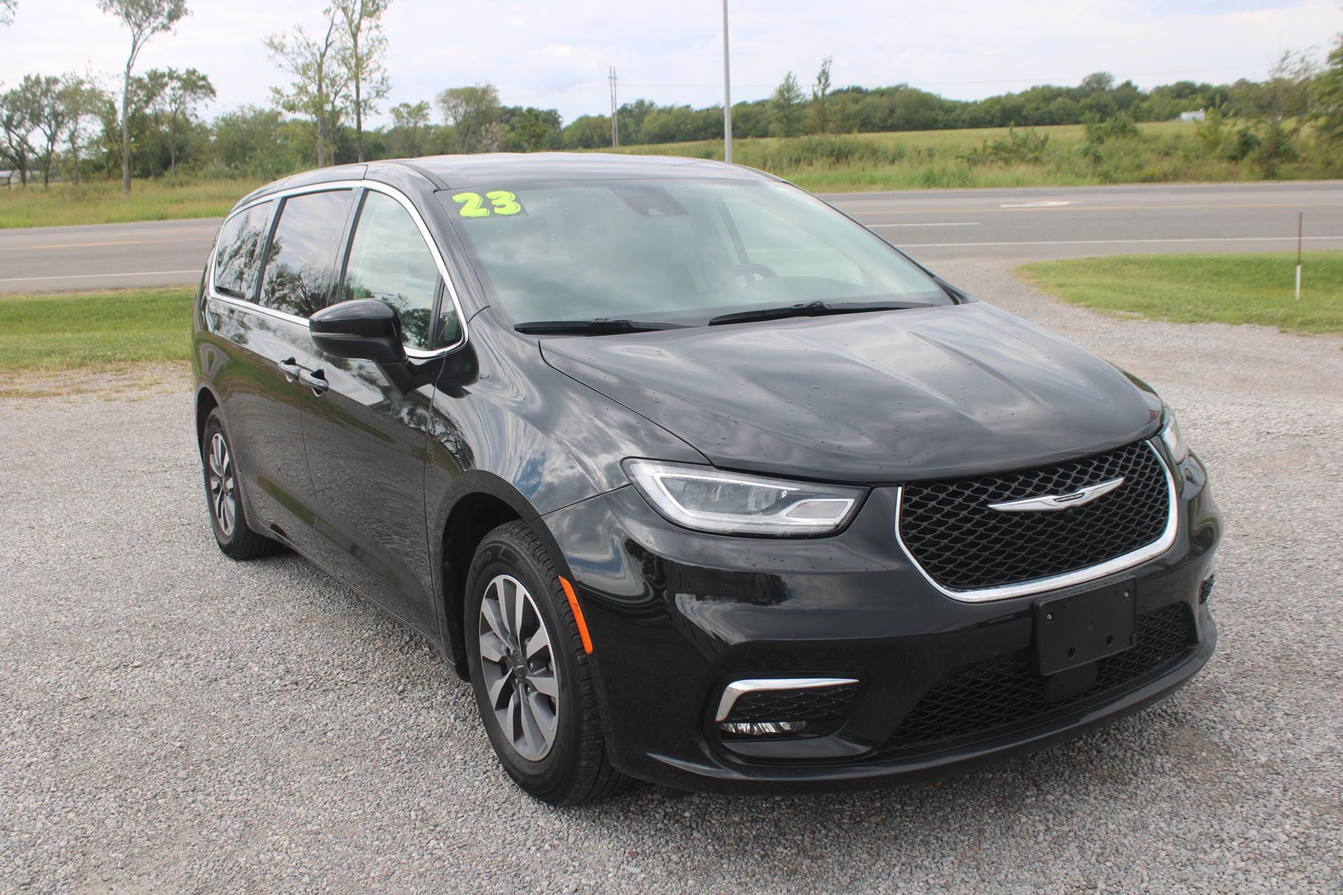 2023 Chrysler Pacifica 2C4RC1L76PR622146