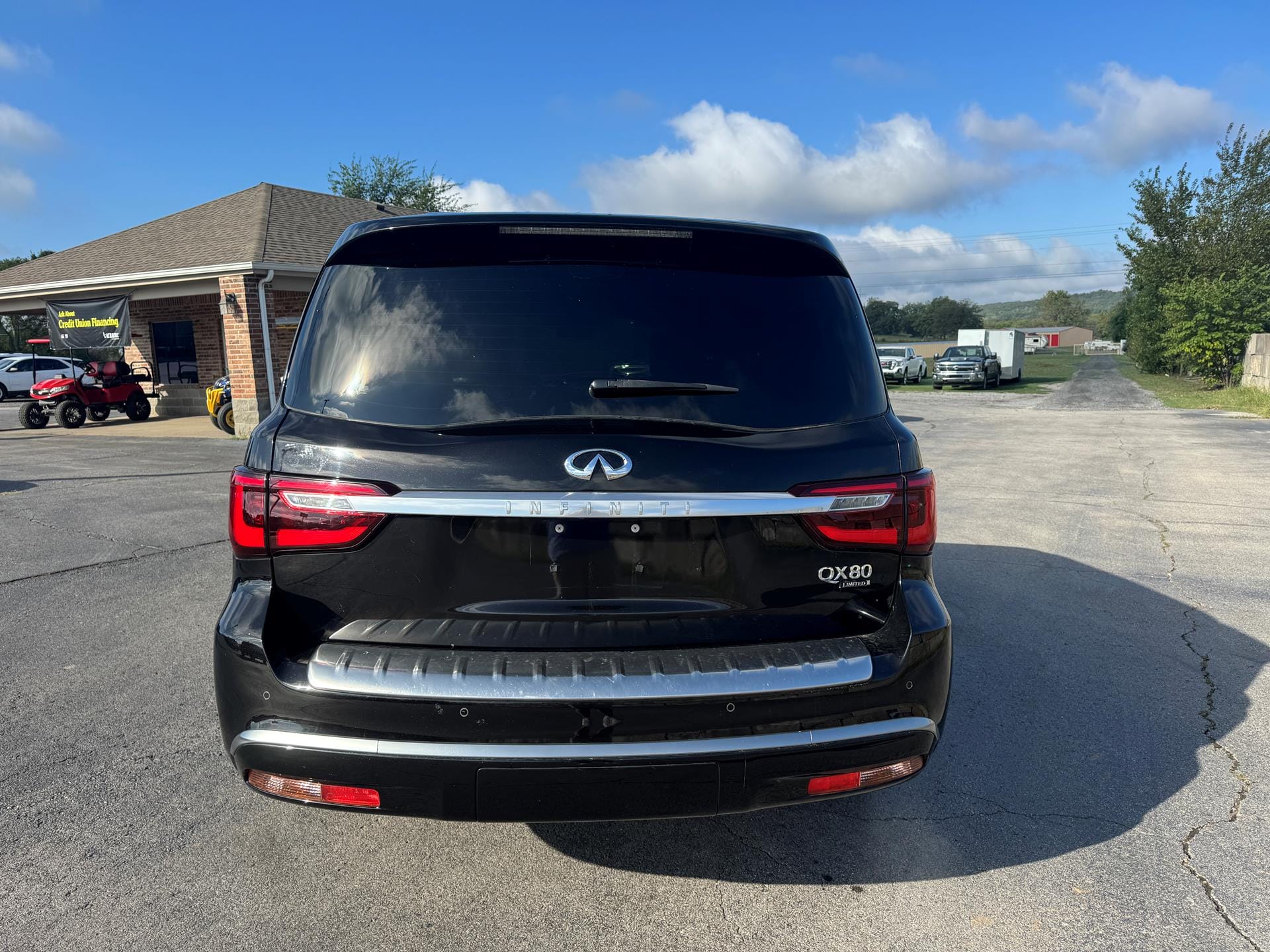 2019 Infiniti QX80 Limited photo 2