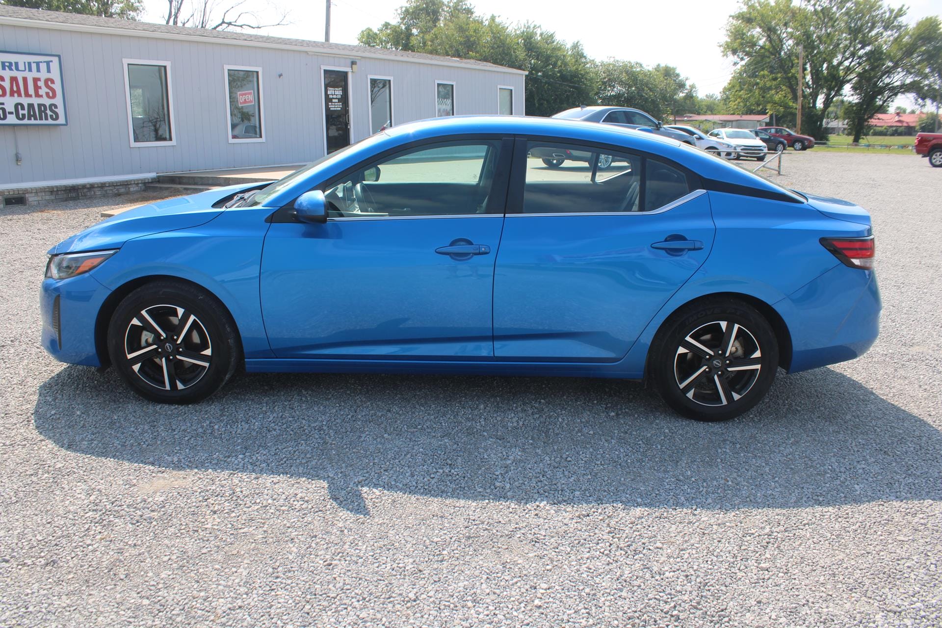 2024 Nissan Sentra SV photo 4