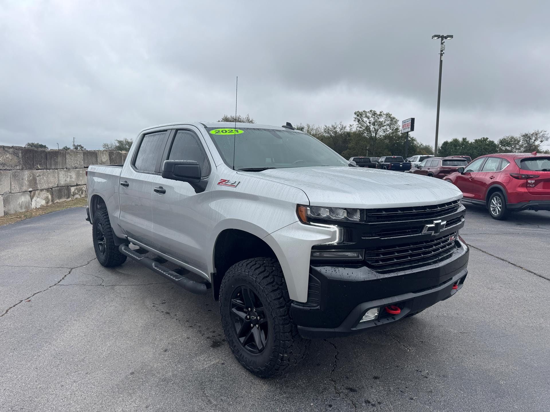 2021 Chevrolet Silverado 1500 1GCPYFEDXMZ260297
