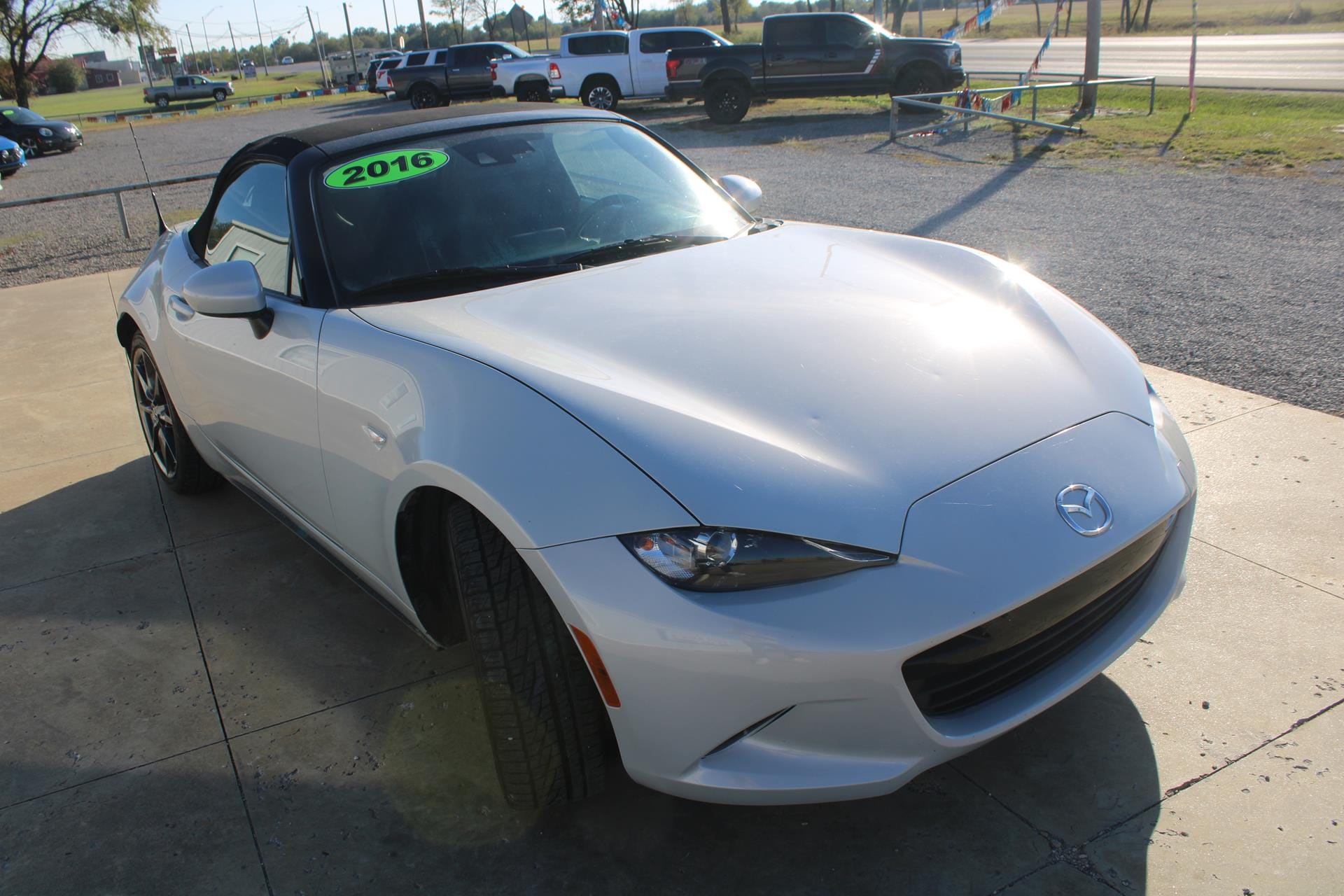 2016 Mazda MX-5 Miata JM1NDAD78G0117651