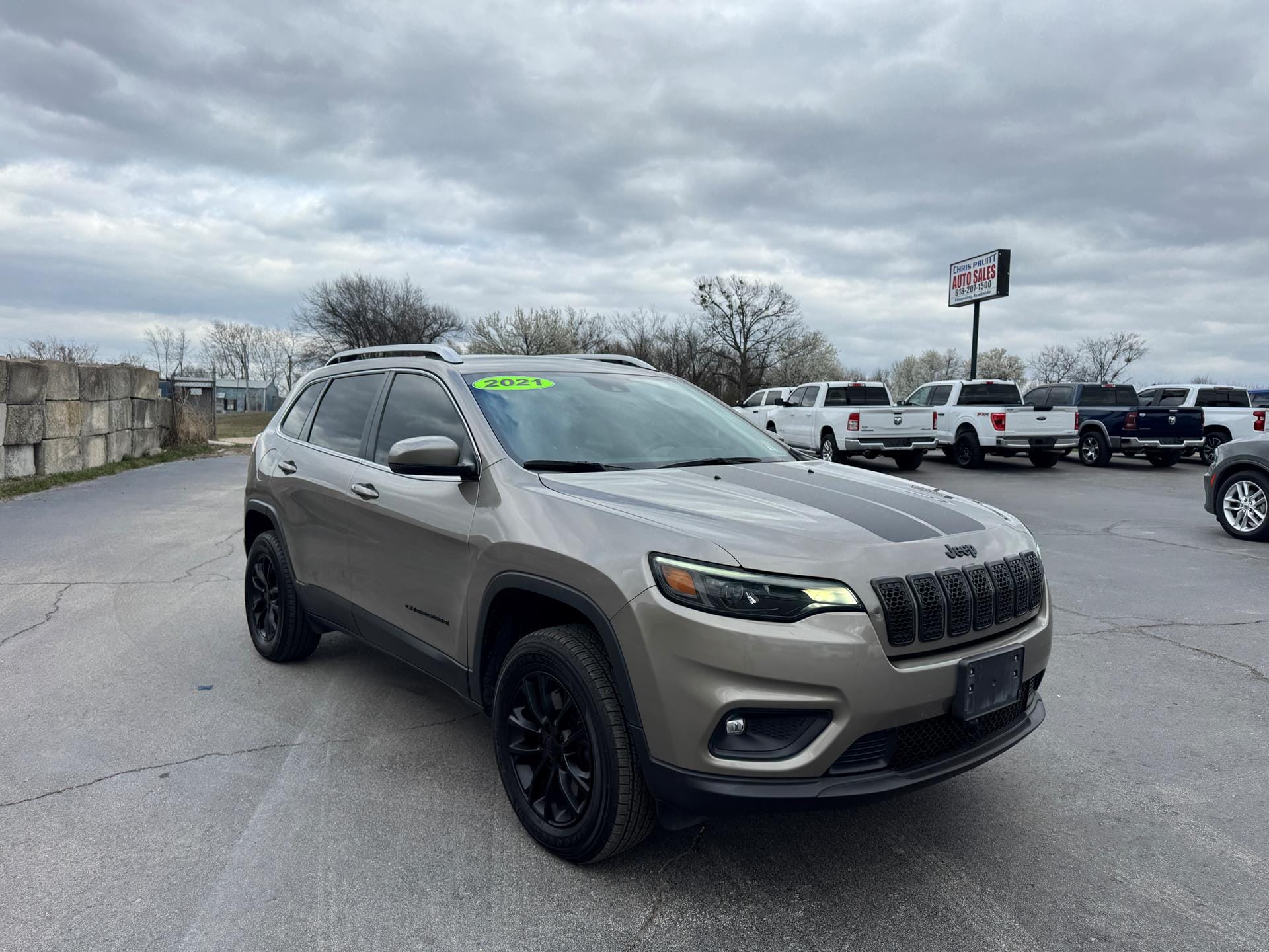 2021 Jeep Cherokee Latitude Lux