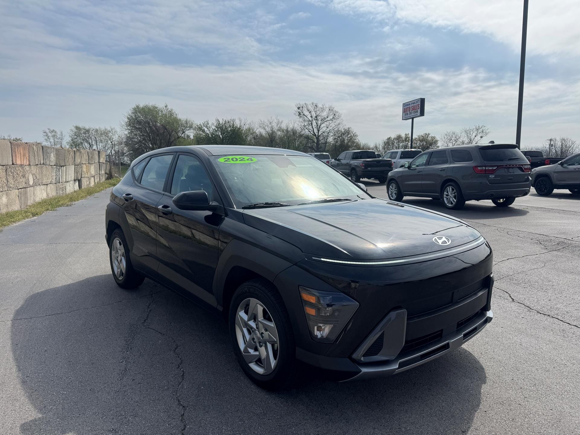2024 Hyundai Kona SE
