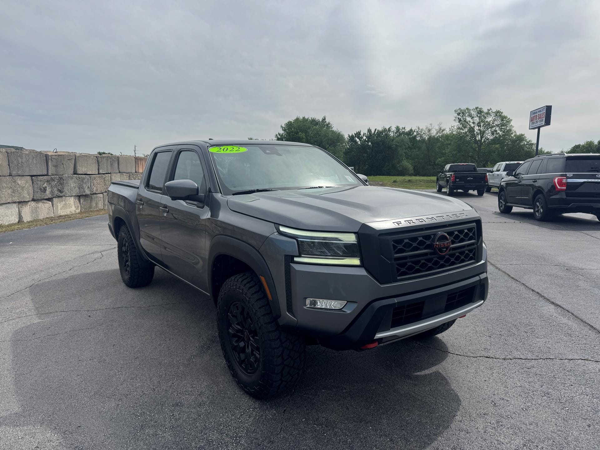 2022 Nissan Frontier PRO-4X Crew Cab 4X4's photo