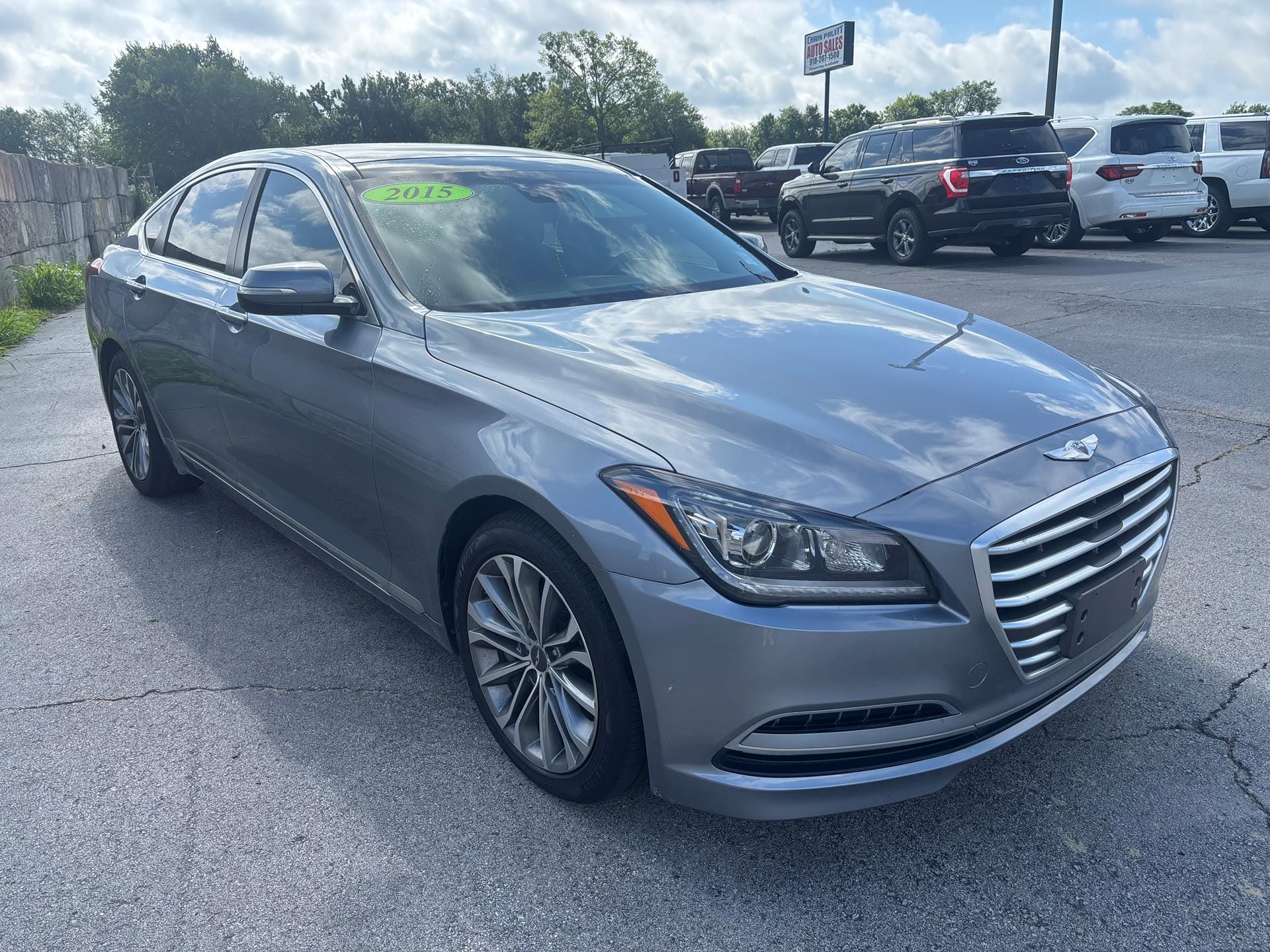 2015 Hyundai Genesis 3.8 RWD's photo